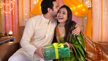 Diwali Gift Ideas for Husband – Elegant Ball Pens for Professionals