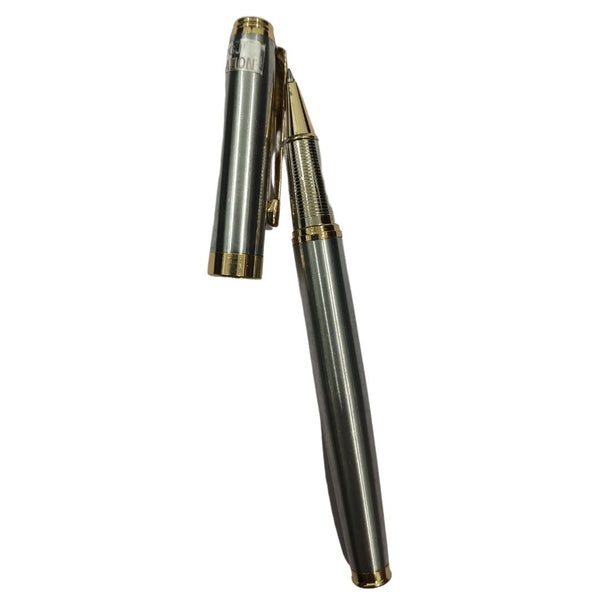 Silver and gold pen with openable design for luxurious, fine craftsmanship writing.