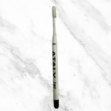 Set of 10 Plastic Jotter Refills – 0.6mm Fine Point | Smooth Black Ink | Compatible with Jotter Ball Pens | Long-Lasting Refill Set for Everyday Writing